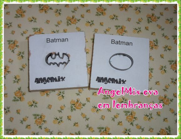 Faca de simbolo Batman 3cm